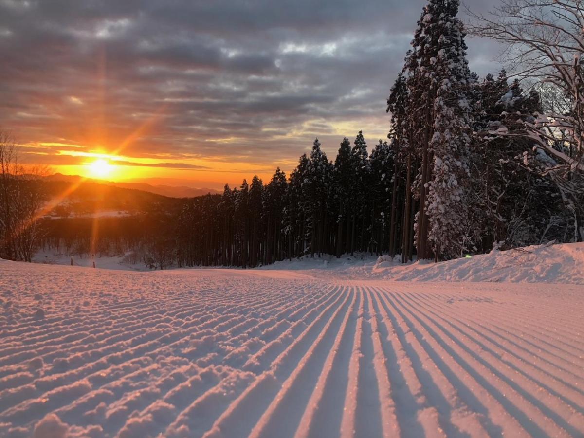 Mineyama Kogen Hotel Relaxia Kamikawa  Экстерьер фото